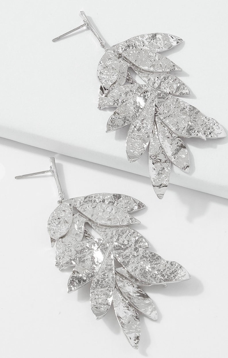 Metal leaf Earring